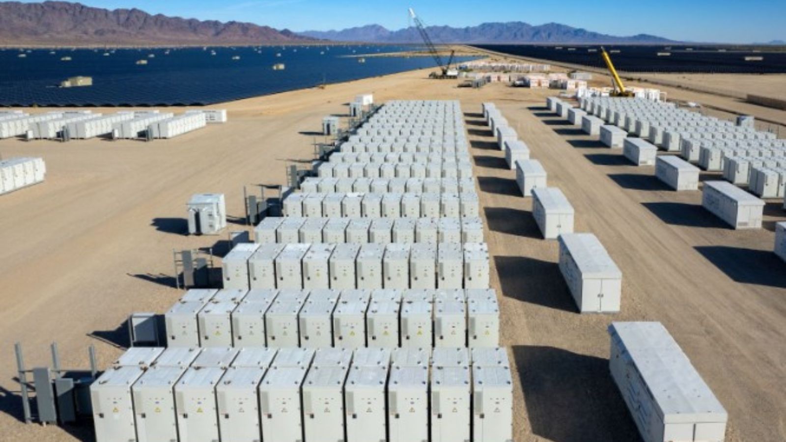 A solar farm’s battery storage solution with multiple battery storage units
