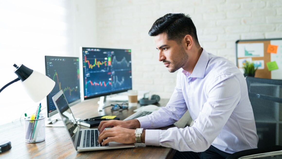 Truths About Making Money Online and Easy Ways to Do It