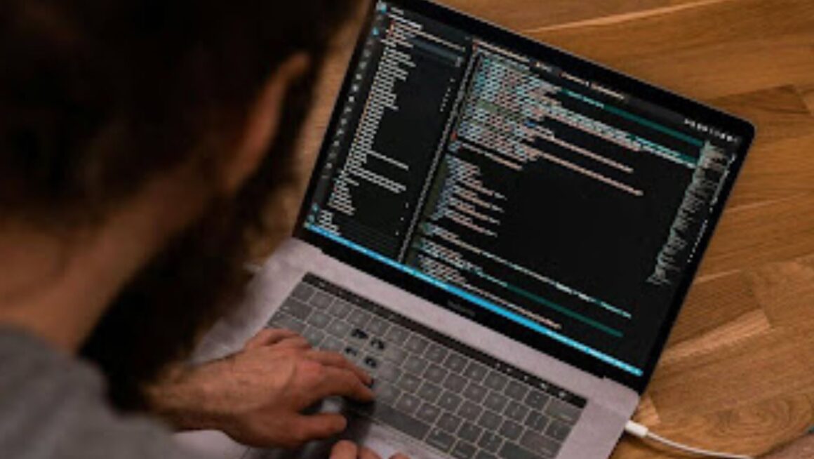 No-Code vs Coded Apps: Considerations for Business Owners No-Code vs Coded Apps: Considerations for Business Owners