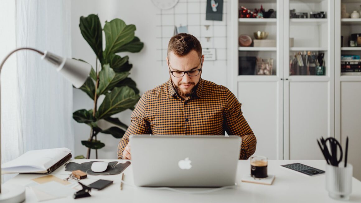 Step-by-Step Guide to Configuring Economical Linux Servers Step-by-Step Guide to Configuring Economical Linux Servers